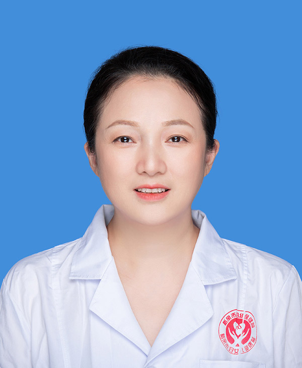 罗德英 - 产房主任，主任医师