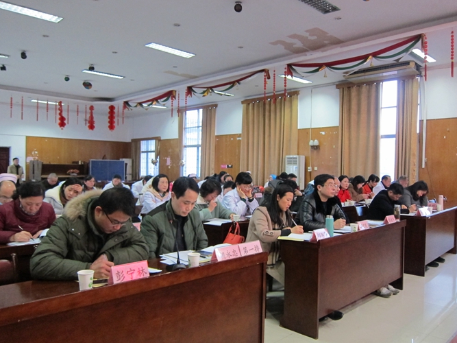 点击新窗口打开大图